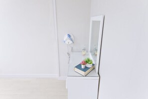 Estúdio premium, 1 quarto | Comodidades do quarto