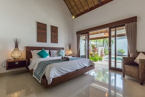 Premium Villa, 4 Bedrooms | 4 bedrooms, in-room safe, desk, soundproofing