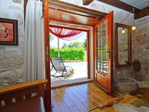 Interior - Beautiful private villa for 5 guests with A/C, WIFI, private pool, TV, terrace and panoramic view (Solin)