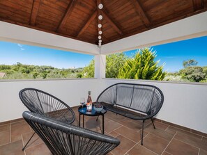 Property grounds - Stunning private villa for 6 guests with WIFI, private pool, A/C, TV, terrace and pets allowed (Rijeka)