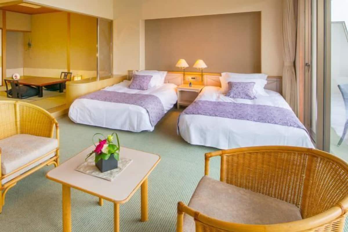 1 bedroom, premium bedding, down duvets, free WiFi