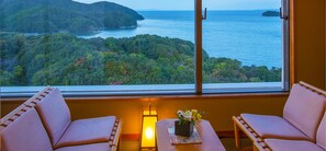 传统客房 (Japanese Style, AKOYA, For 5 People) | 高档床上用品、羽绒被、免费 WiFi、床单