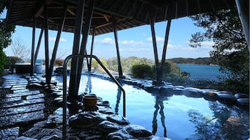 Aguas termales