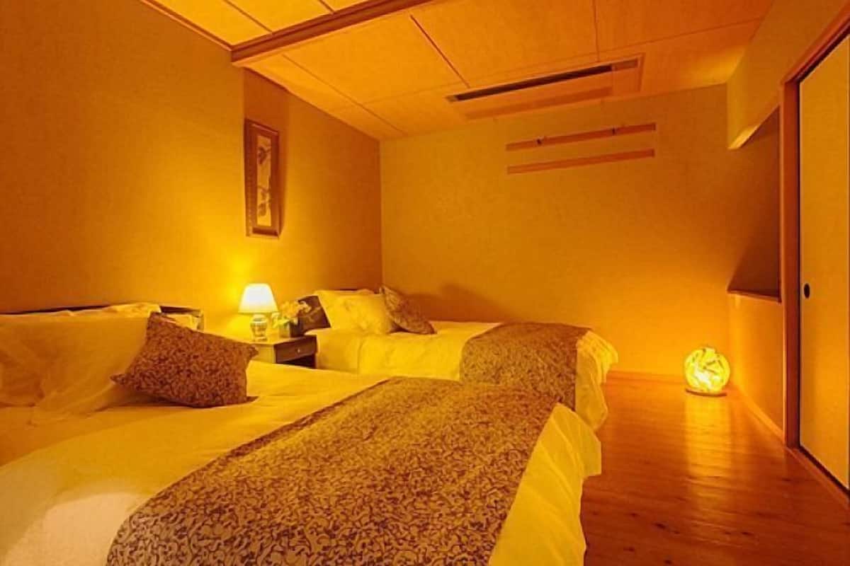 1 bedroom, premium bedding, down duvets, free WiFi