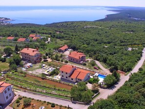 Exterior - Stunning private villa for 10 people with WIFI, A/C, private pool, TV, terrace and pets allowed (Koromacno)
