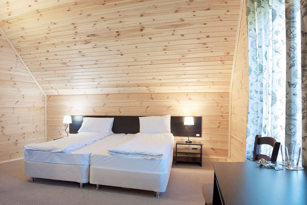 Deluxe Double Room (without Balcony)