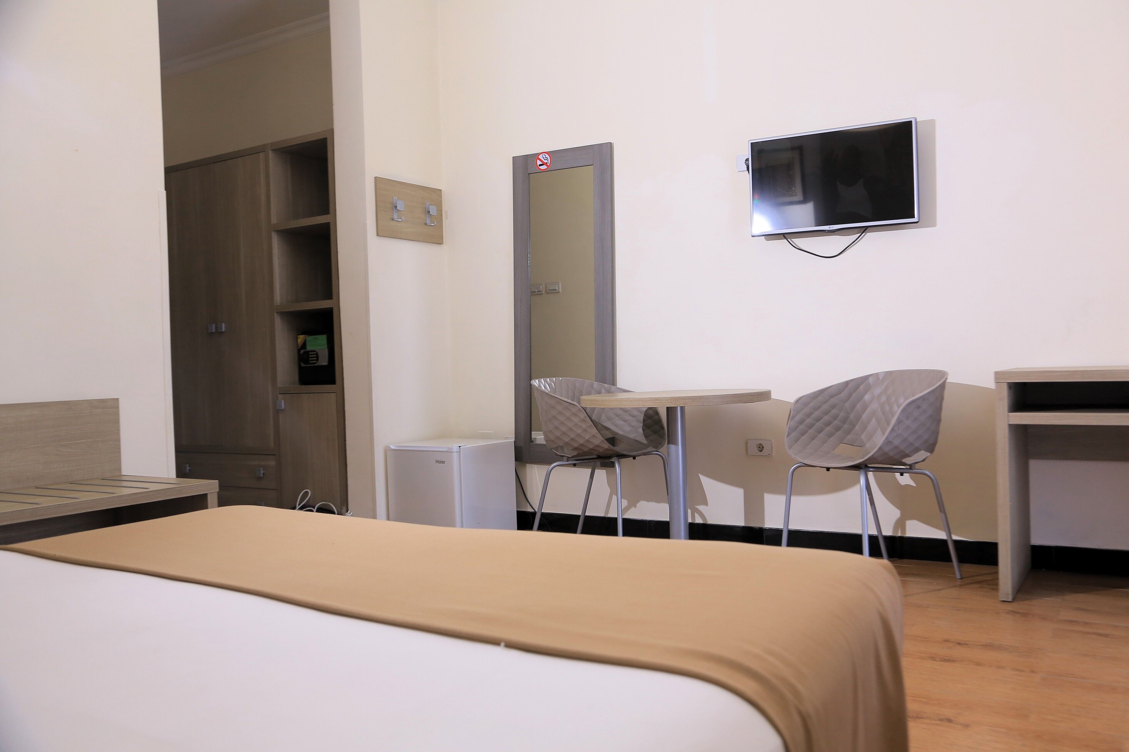 superior room | 1 bedroom, in-room safe, desk, free wifi