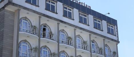 Fachada de la propiedad