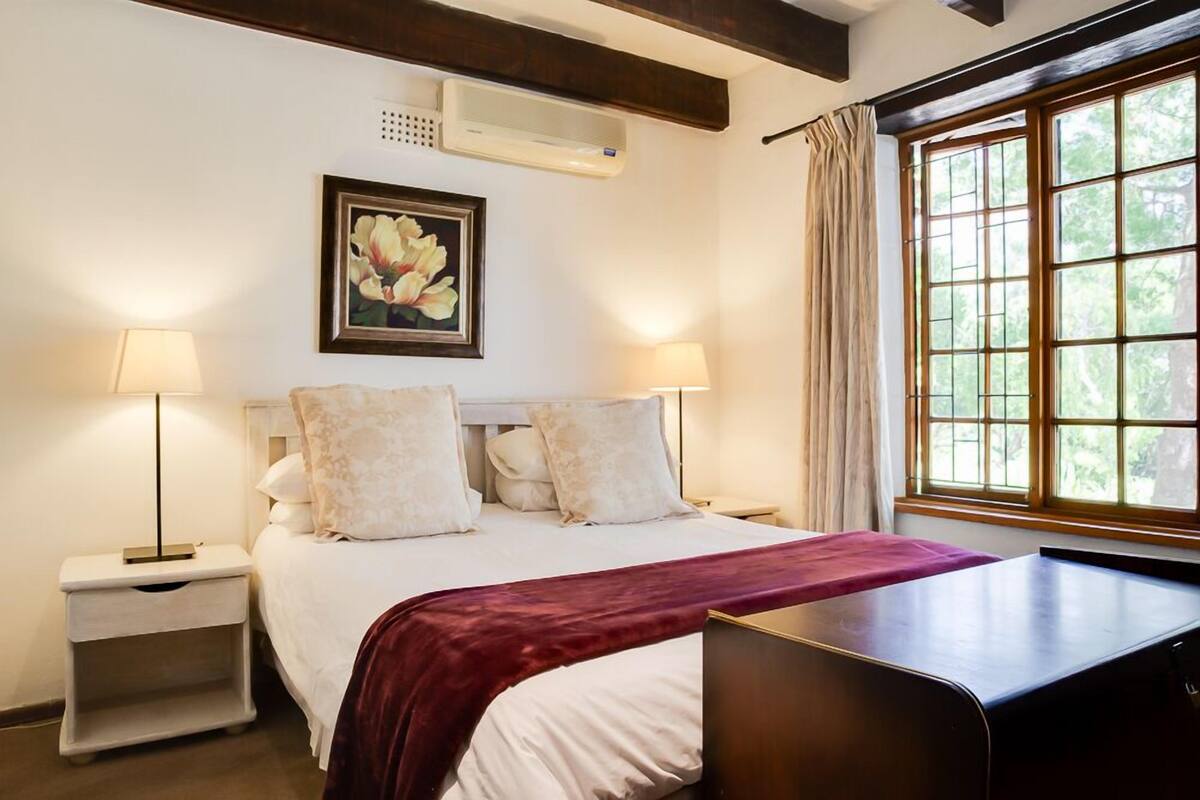 Cottage | Una cassaforte in camera, ferro/asse da stiro, Wi-Fi gratuito