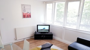 City Apartment, 2 Bedrooms, Non Smoking | Living room
