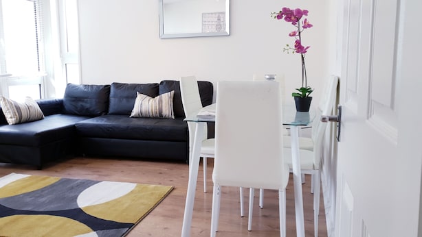 City Apartment, 2 Bedrooms, Non Smoking | Living area