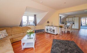 Luxury Penthouse | Premium bedding, individually decorated, individually furnished - Apartment-Hotel Dieksee Eck (Malente)