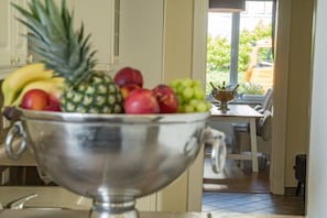 Luxury-Apartment | Eigene Küche | Kühlschrank, Herdplatte, Wasserkocher mit Kaffee-/Teezubehör