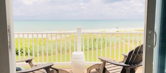 THE BEACH SHACK, a stylish oceanfront townhouse on quiet corner of Indialantic!