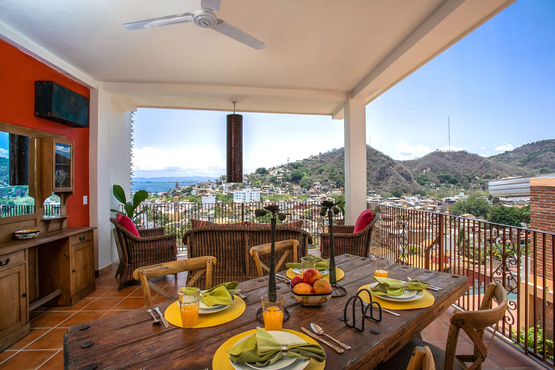 Welcome To RUFO @  VILLA COLIBRÍ.