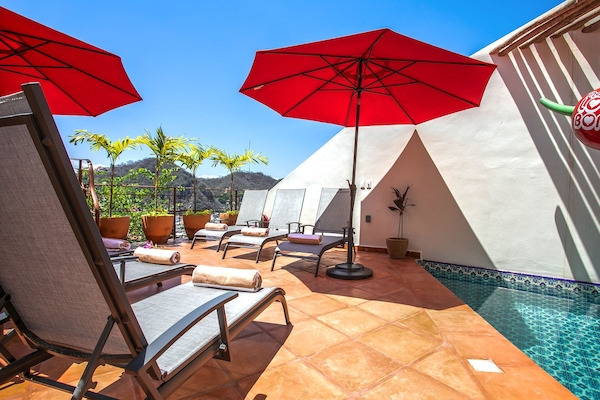 Welcome to VILLA COLIBRÍ With Rooftop Pool And Spectacular Views