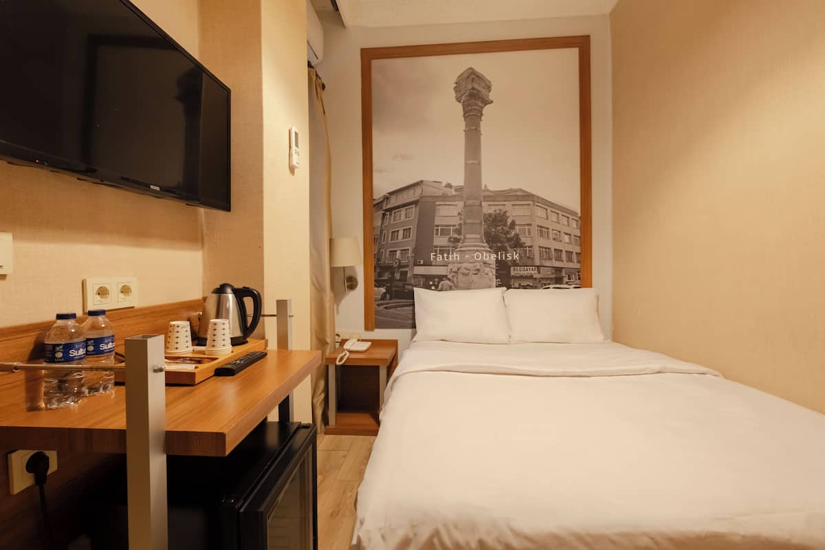 Minibar, in-room safe, desk, soundproofing