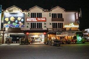 Front of property - evening/night