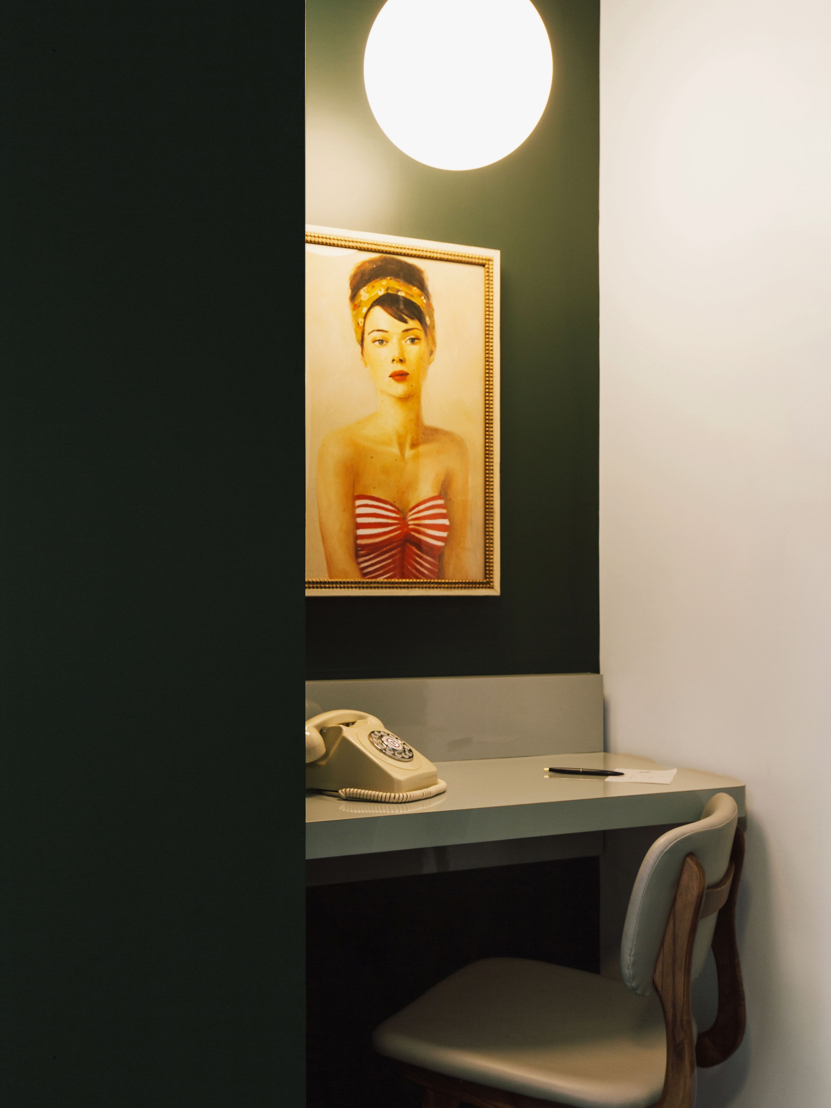 egyptian cotton sheets, premium bedding, memory-foam beds, minibar