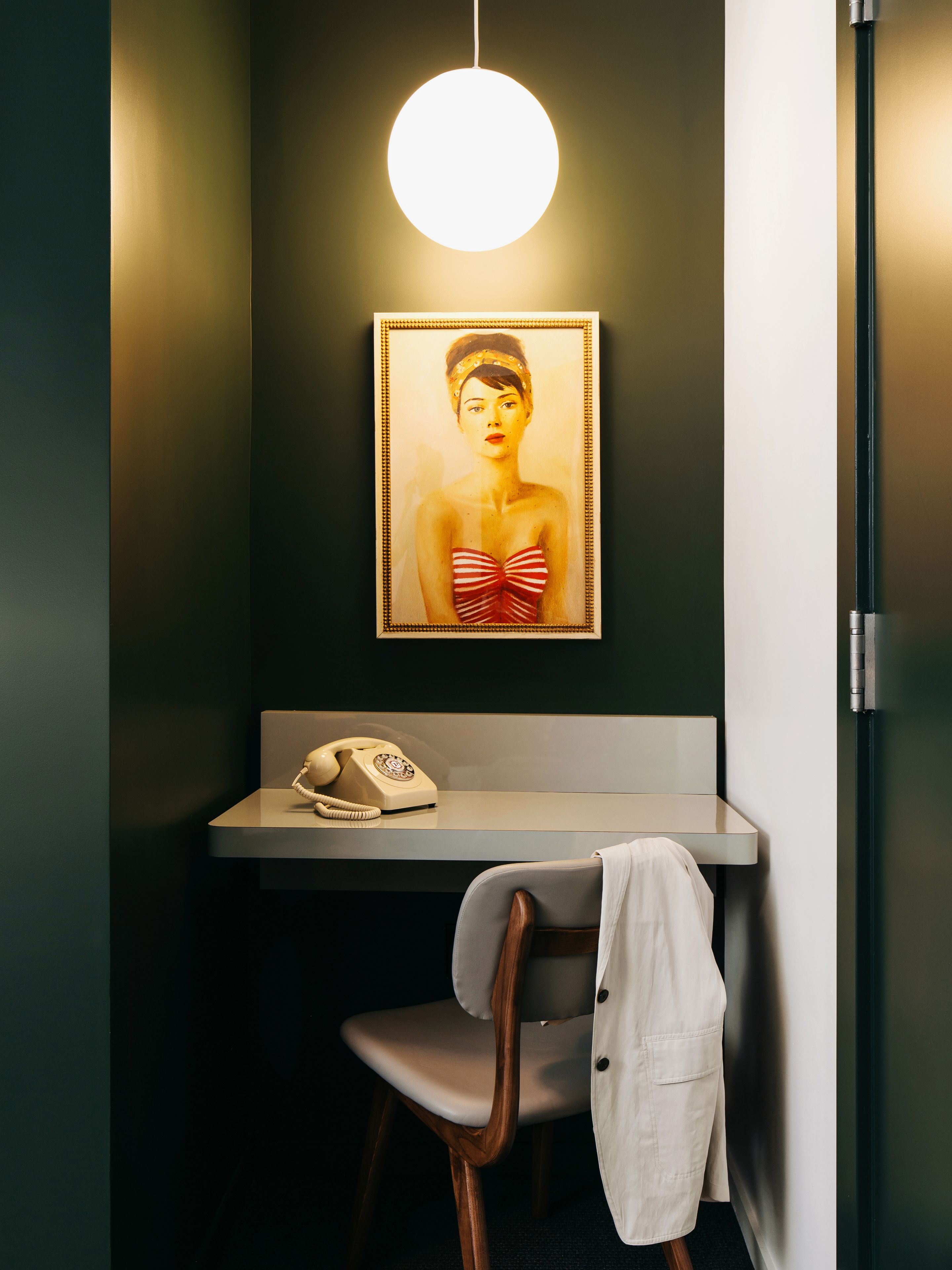 egyptian cotton sheets, premium bedding, memory-foam beds, minibar