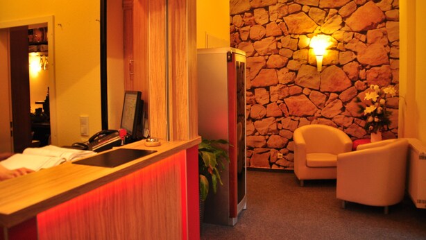 Check-in/check-out kiosk - Hotel-Restaurant Weinberg (Artern/Unstrut)