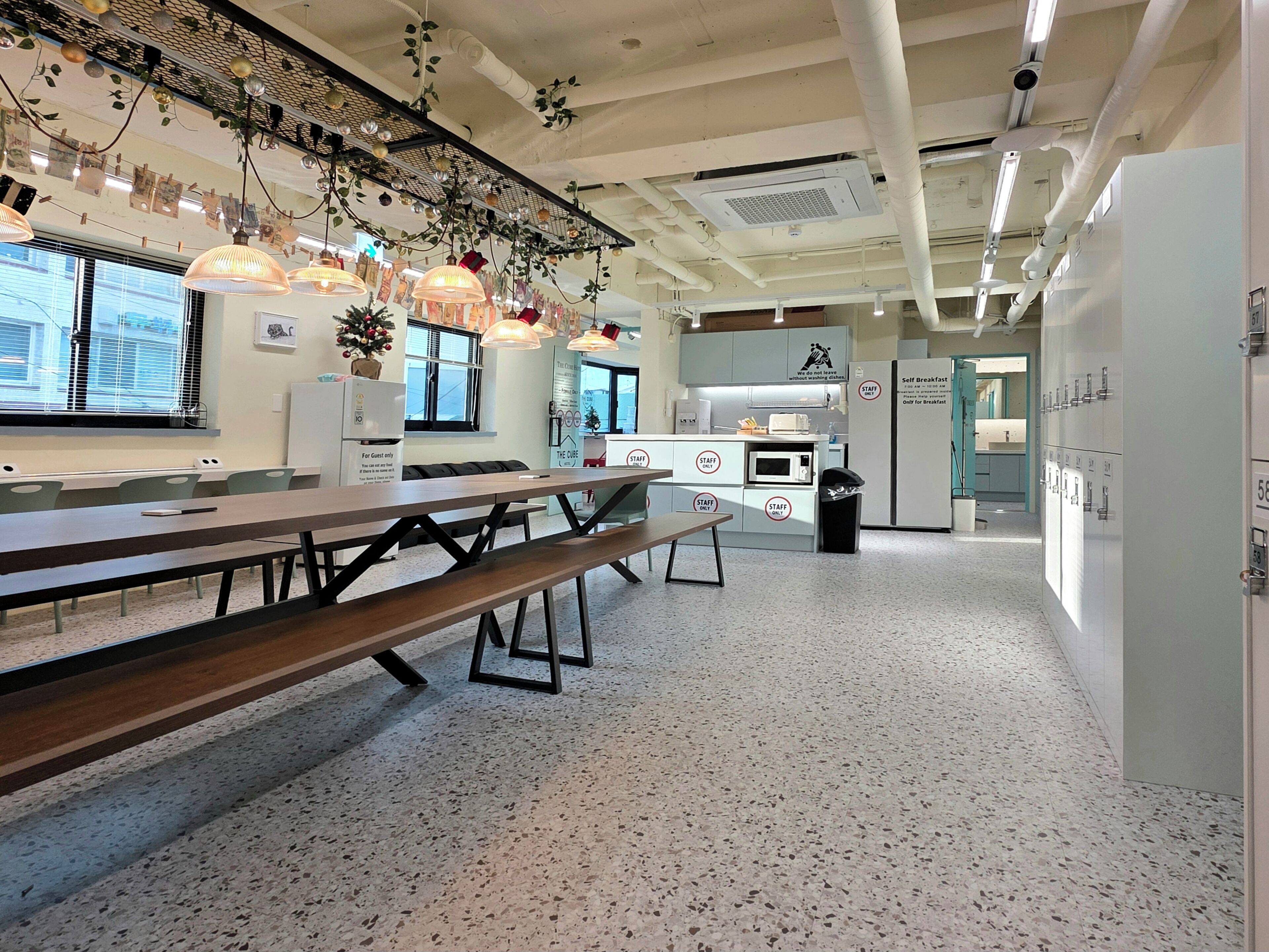 Shared Dormitory, Women only | Living area | Flat-screen TV, computer