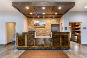 Lobby - Comfort Suites North Tupelo (Tupelo)