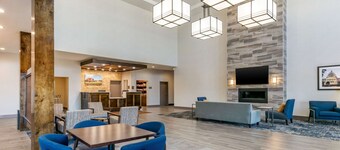 Comfort Suites North Tupelo