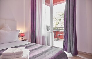 Deluxe Double Room, Balcony | Egyptian cotton sheets, premium bedding, down comforters