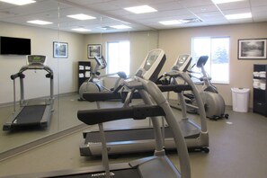 Fitness facility - Sleep Inn & Suites Oregon - Madison (Oregon)