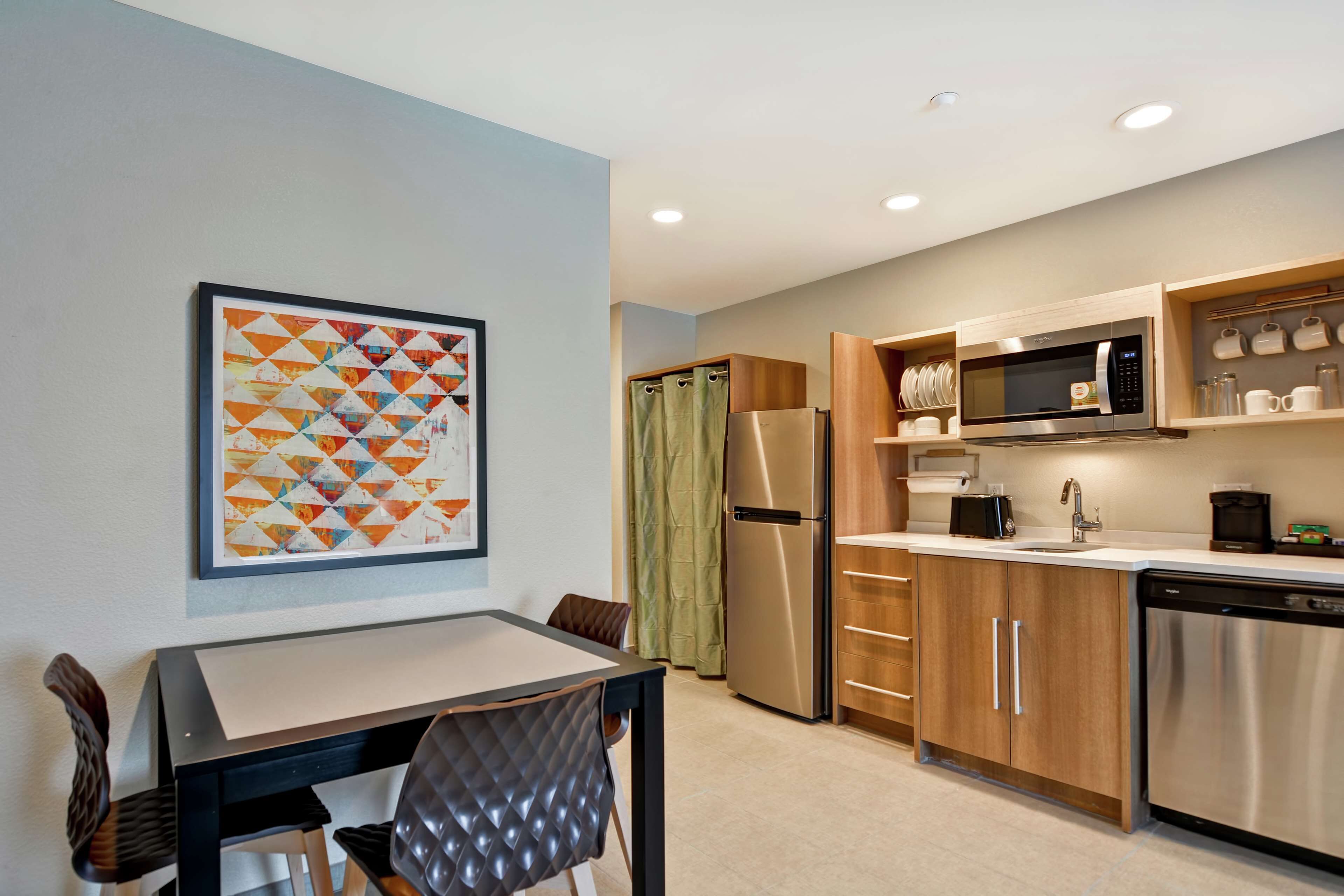Photo - Home2 Suites By Hilton Daytona Beach Speedway