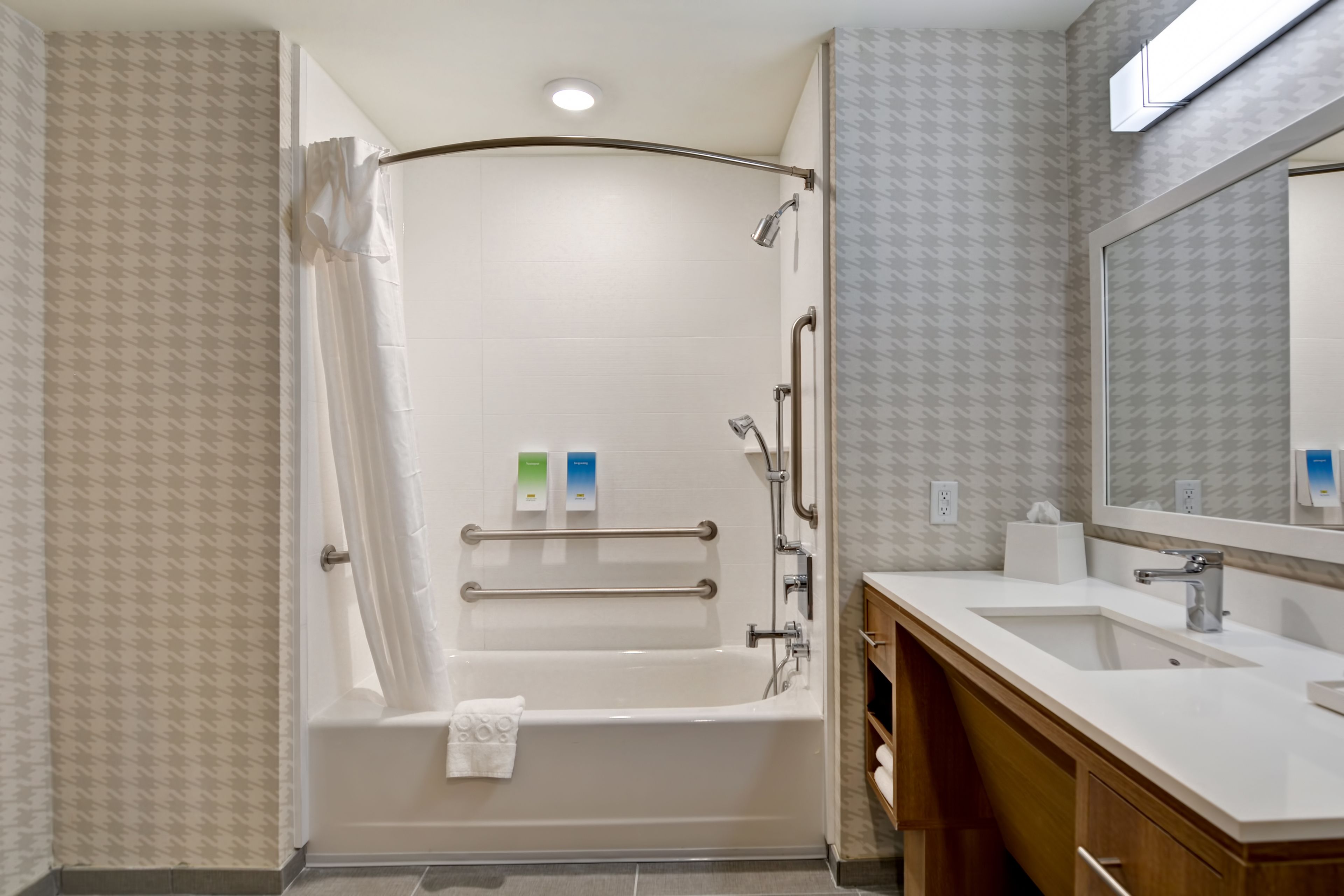 Photo - Home2 Suites By Hilton Daytona Beach Speedway