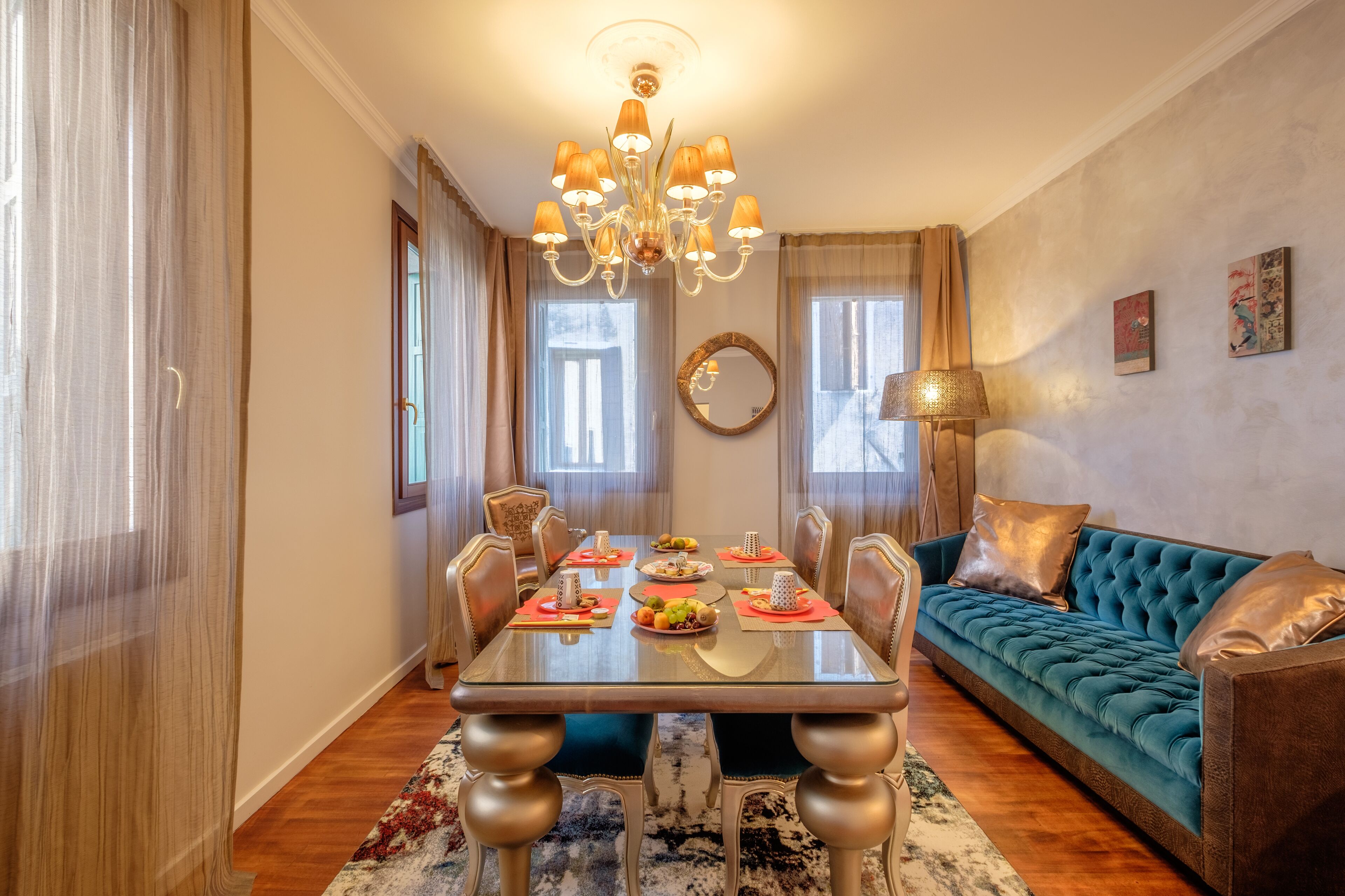 Luxury Apartment | Business center