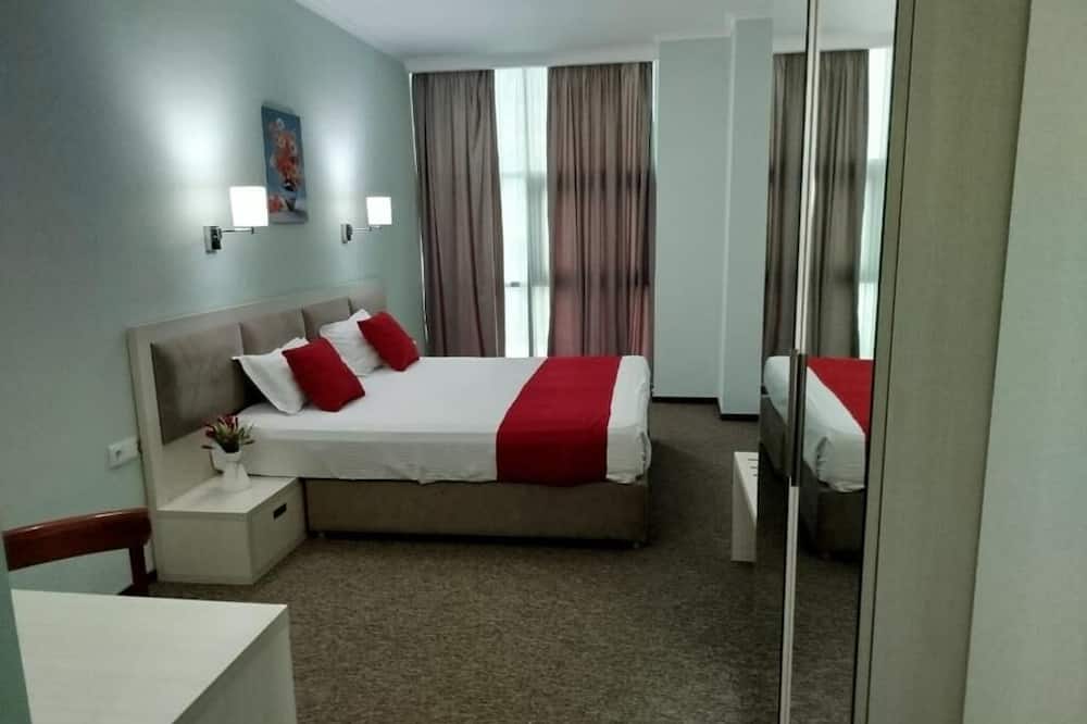 Green Tower Hotel