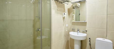 Shower, free toiletries, hair dryer, towels