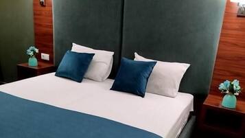 Basic-Doppel- oder -Zweibettzimmer | Kostenloses WLAN, Bettwäsche