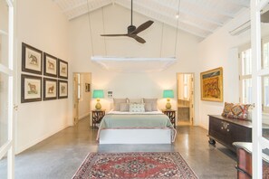 Luxury Villa, 4 Bedrooms | In-room safe, individually decorated, individually furnished, desk - Monara House (Unawatuna)