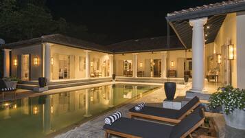 Outdoor pool, sun loungers