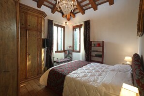 Doppelzimmer | Daunenbettdecken, Betten mit Memory-Foam-Matratzen