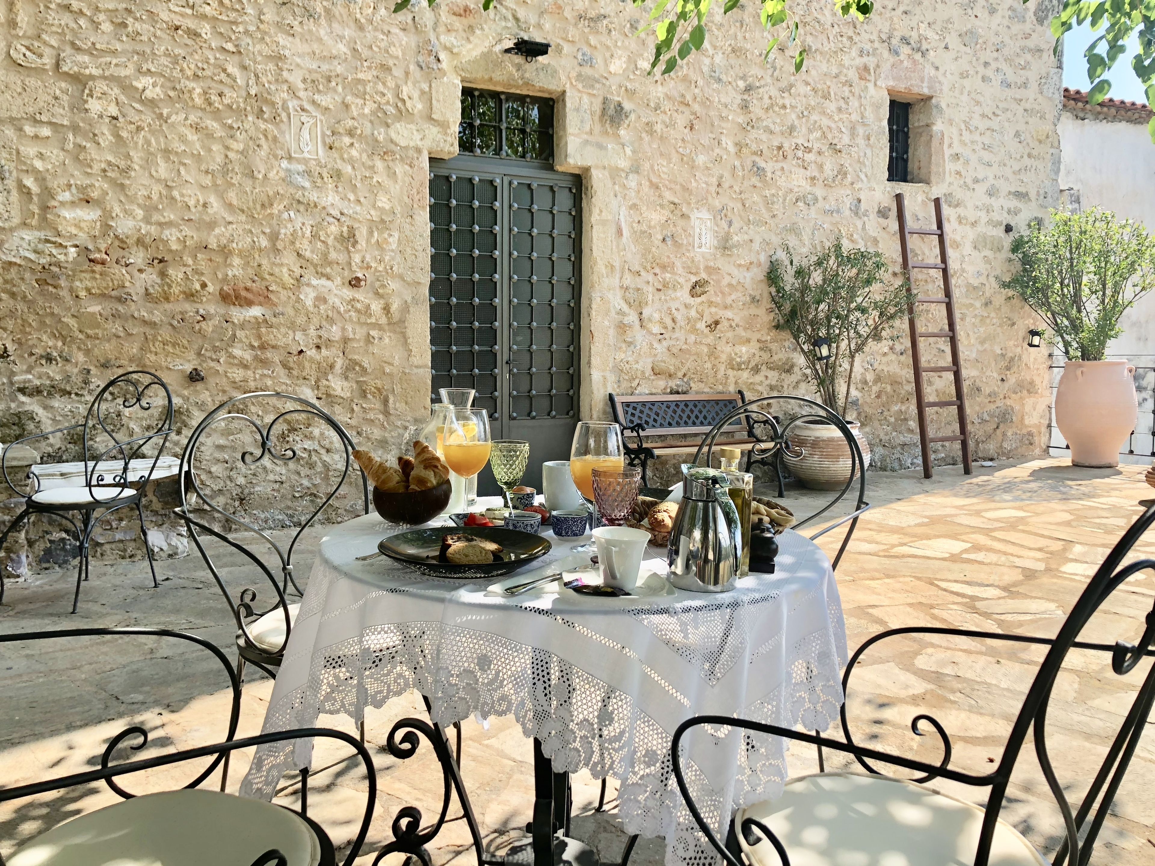 Photo - Villa Vager Mani Hotel