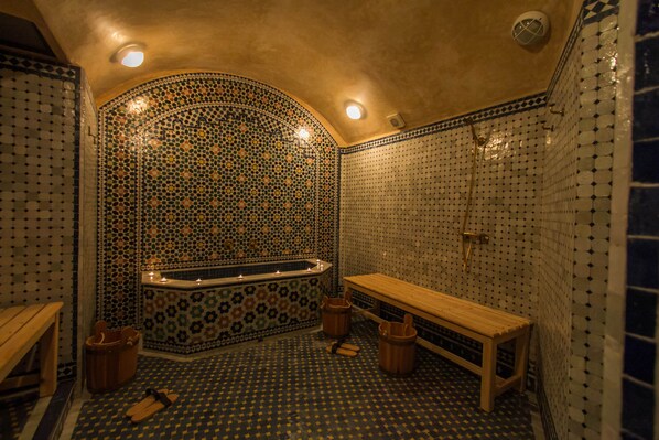 Urutan sukan, 3 bilik rawatan 