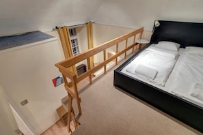 Desk, iron/ironing board, free WiFi