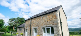 Beudy Tawe - Three Bedroom House, Sleeps 6