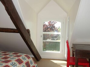 2 chambres, lit parapluie, Wi-Fi gratuit, draps fournis