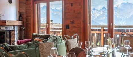 تناول الطعام