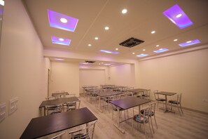 Restaurant - Mark Inn by Black Tie (Jaipur)