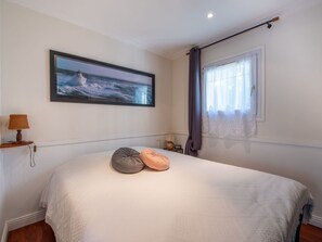 2 chambres, lit parapluie, Wi-Fi gratuit, draps fournis