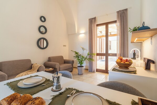 Family Studio, Pool View | Private kitchenette - Mediterranea Residence (Nardò)
