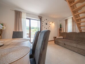 Interior - Beautiful private villa for 5 guests with A/C, pool, WIFI, TV, terrace and panoramic view (Senj)
