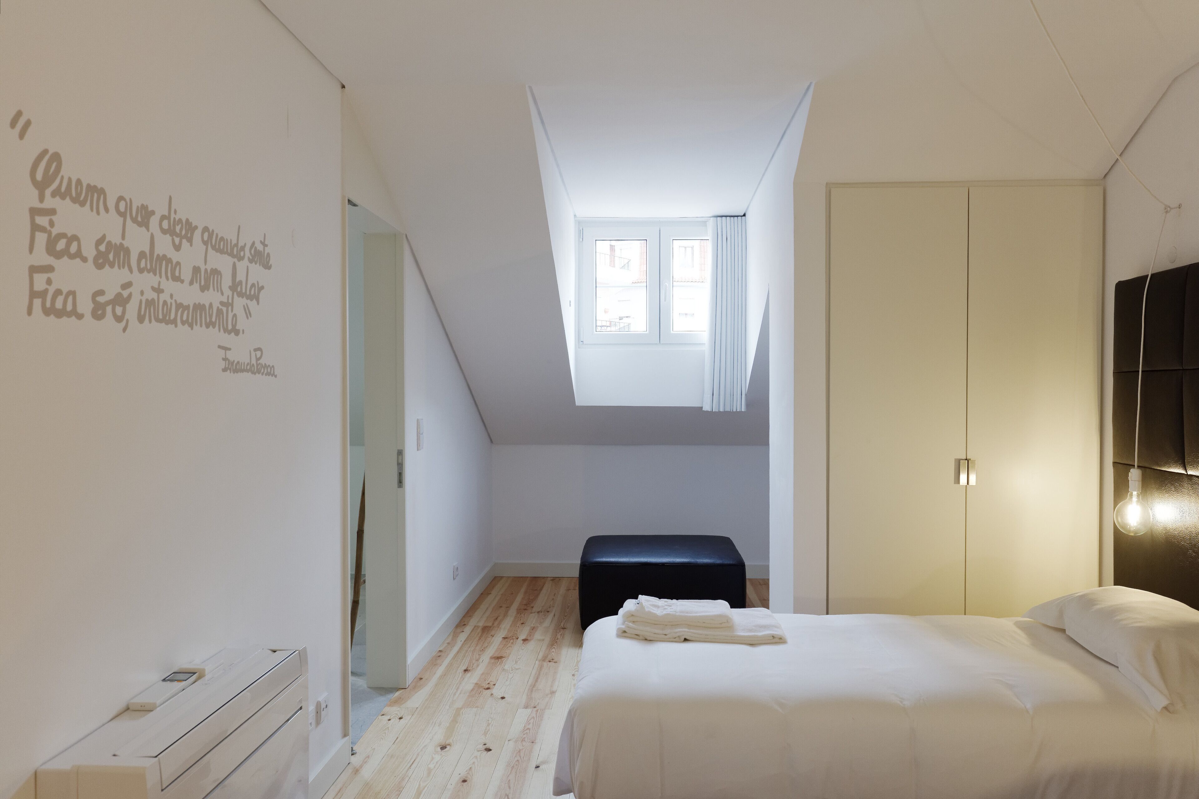 Borgaríbúð - 1 svefnherbergi - eldhúskrókur | Myrkratjöld/-gardínur, hljóðeinangrun, straujárn/strauborð